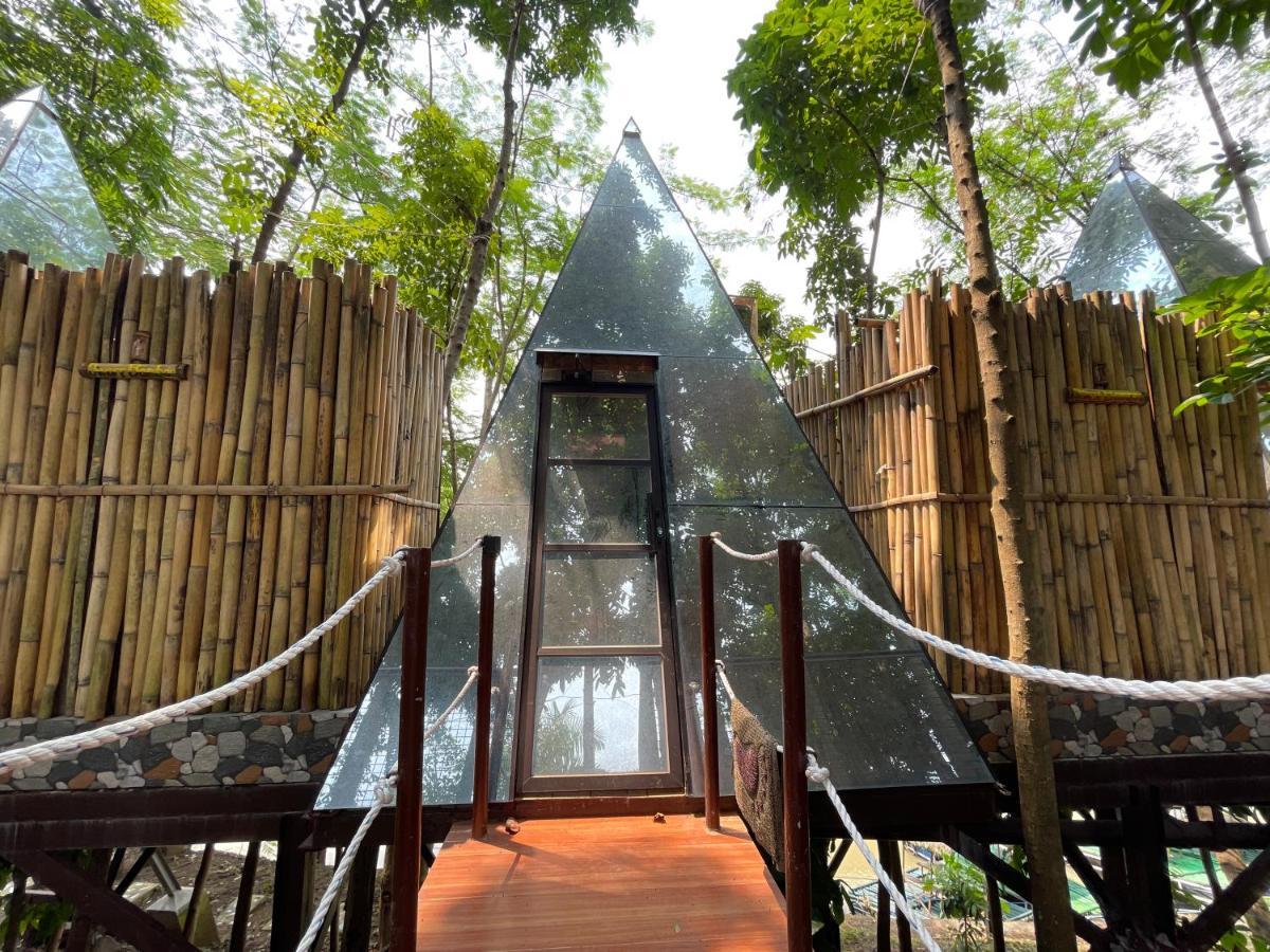 Floating Sanctuary Resort Powered By Cocotel Bulacan Zewnętrze zdjęcie