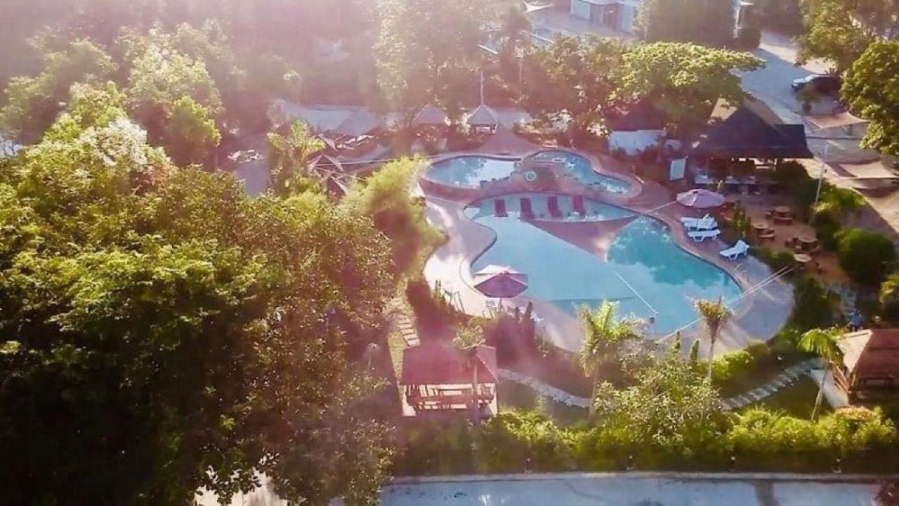 Floating Sanctuary Resort Powered By Cocotel Bulacan Zewnętrze zdjęcie
